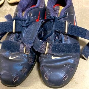 Weightlifting shoes (men’s 7)